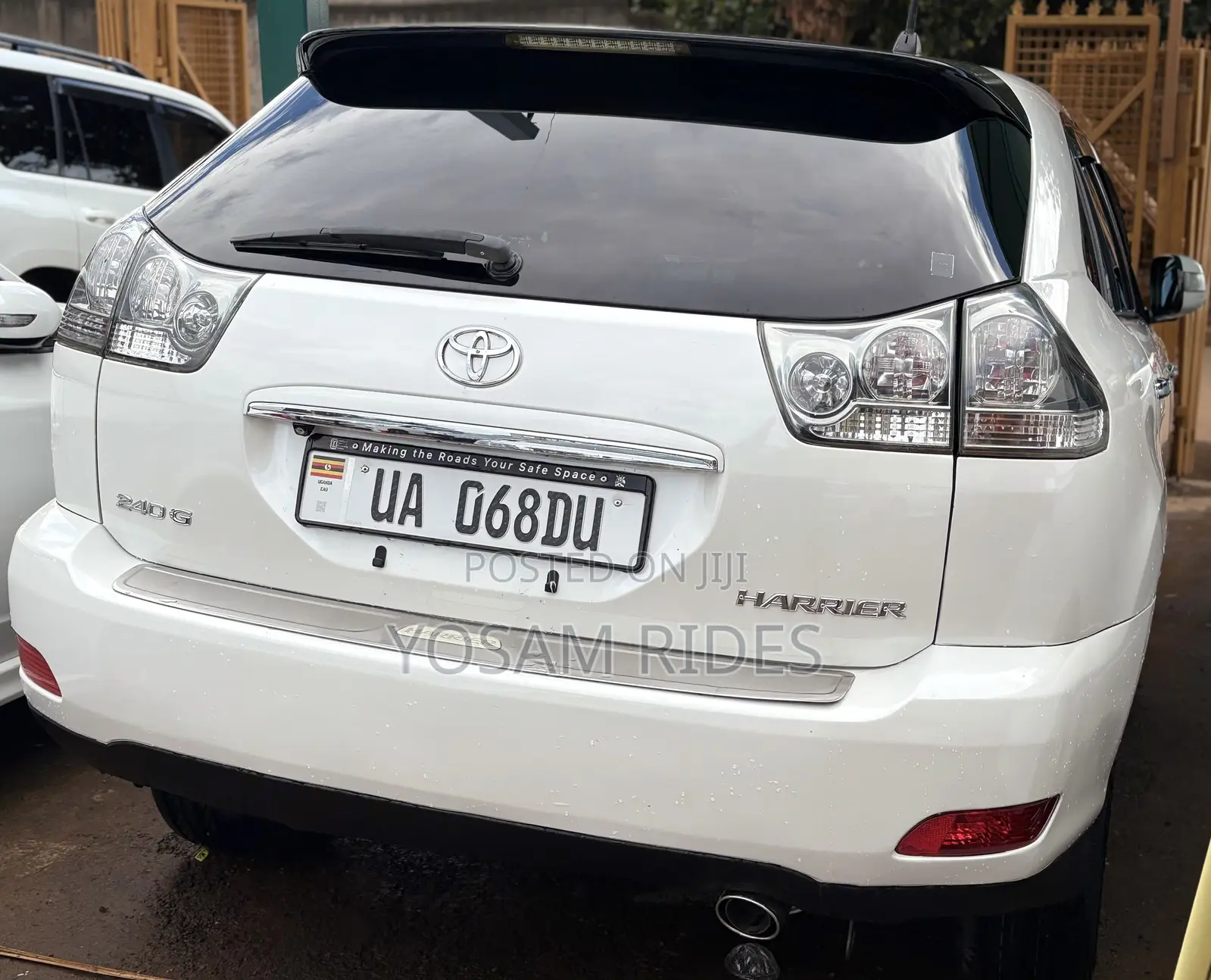 Toyota Harrier 2.4 2012 White