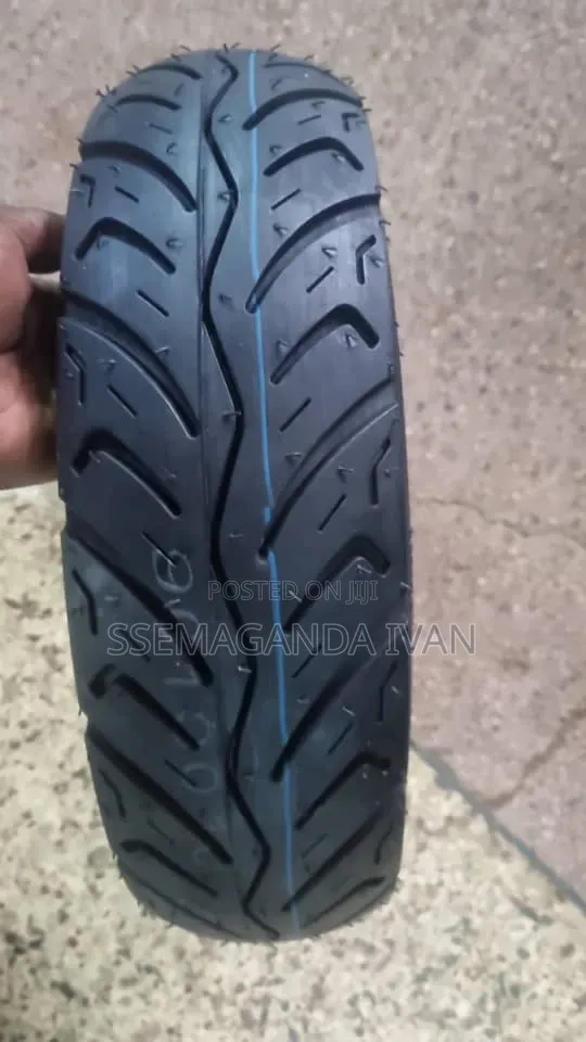 90/100-10 Tyres for Passola,Scooter and Other Bikes