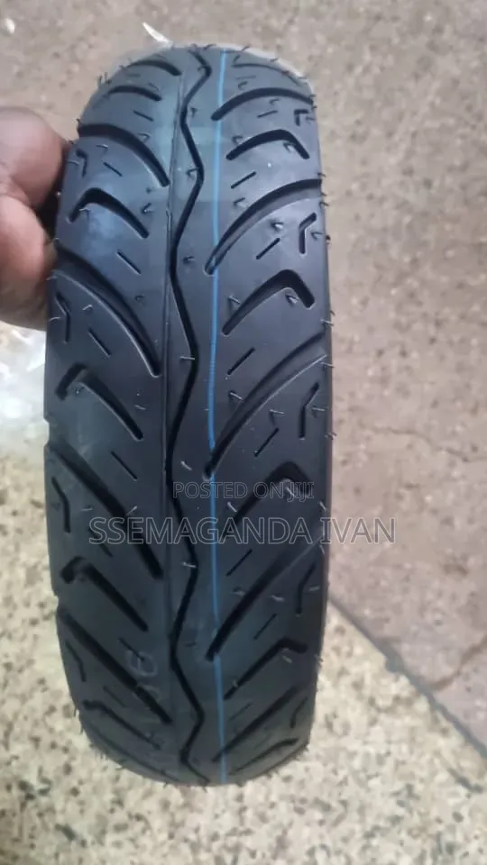 90/100-10 Tyres for Passola,Scooter and Other Bikes
