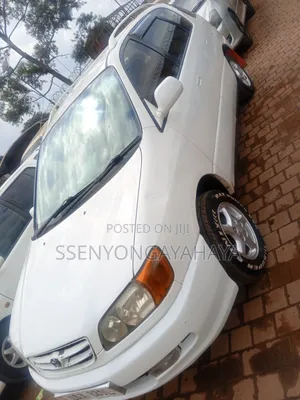 Toyota Ipsum 2000 Silver