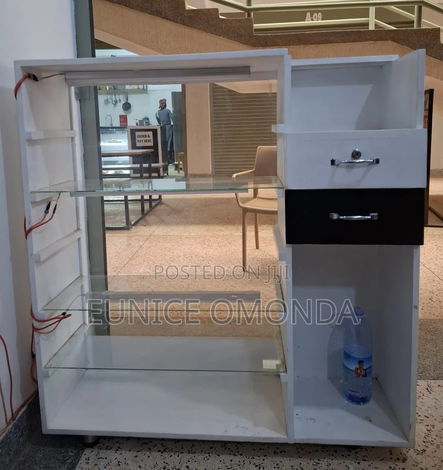 Shop Display Counter