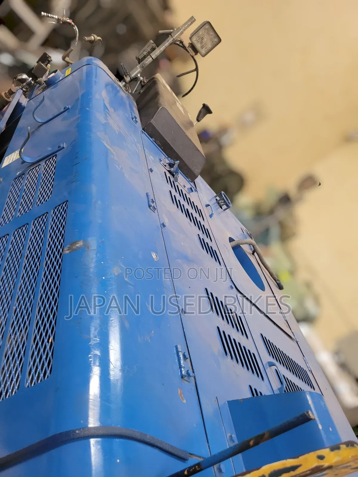 Hanta F2045w2 Asphalt Finisher