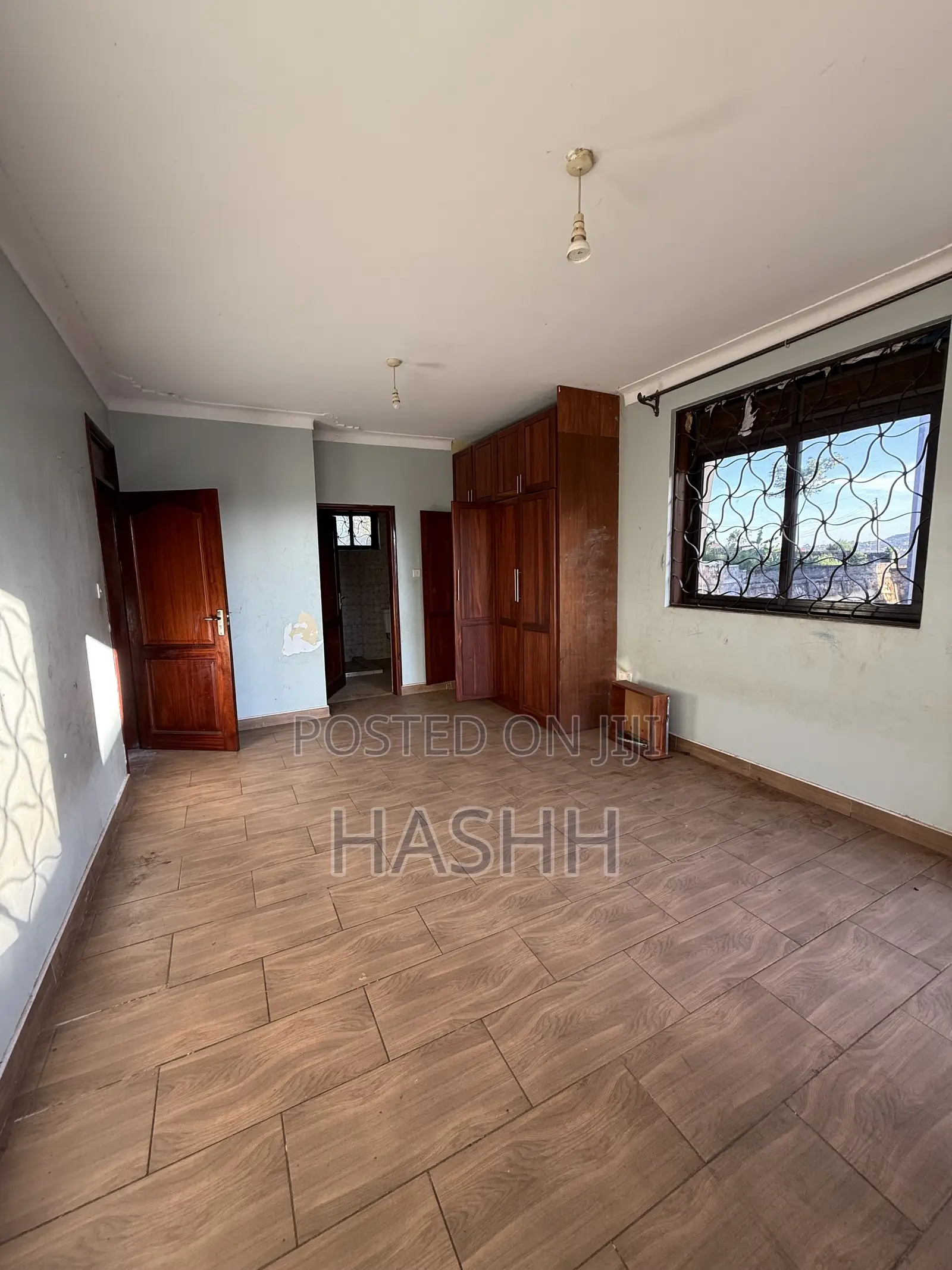 3bdrm Apartment in Muyunyo, Central Division for rent