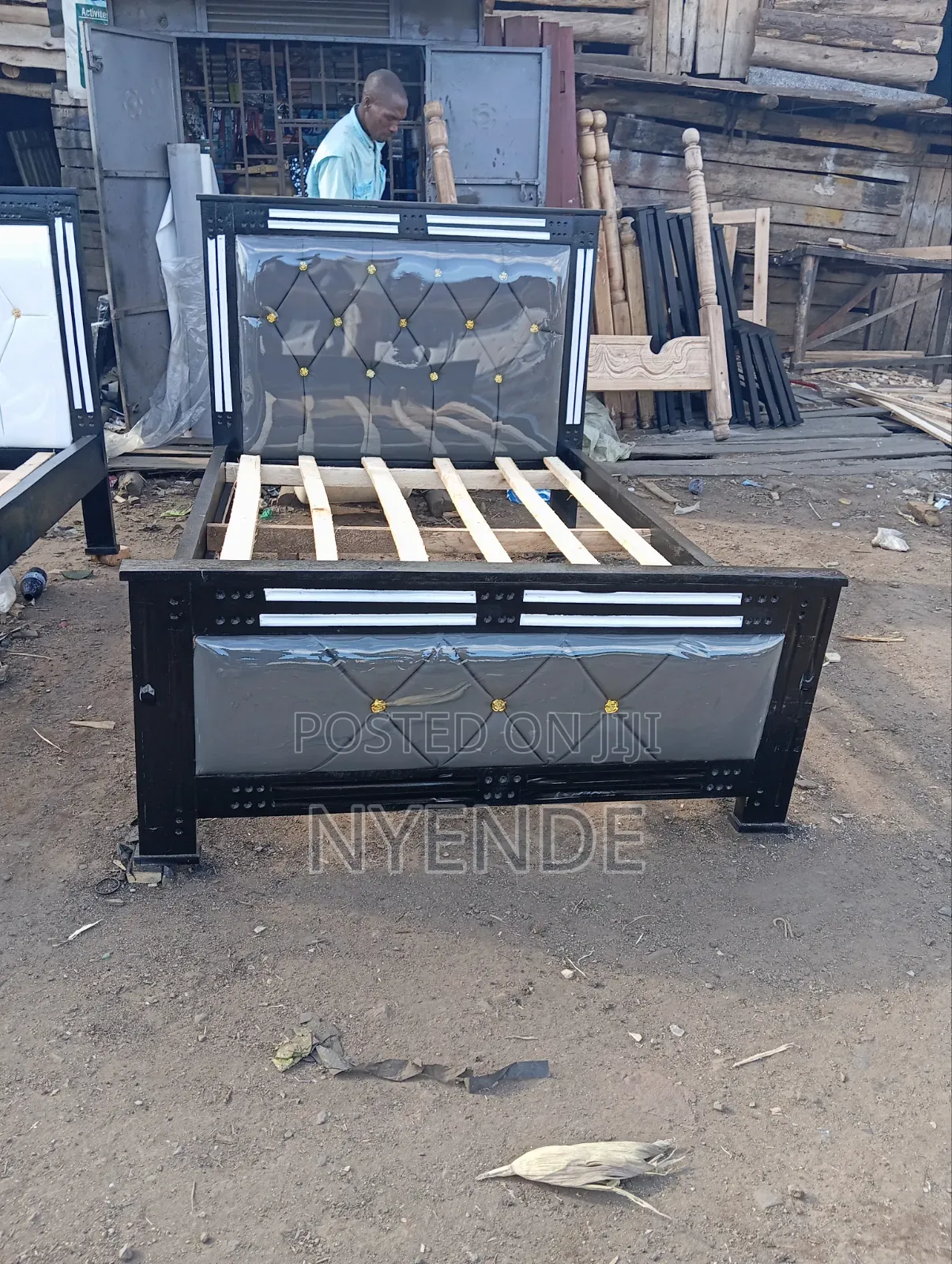 Good Qualified Furniture We Sales Any Emergency for House