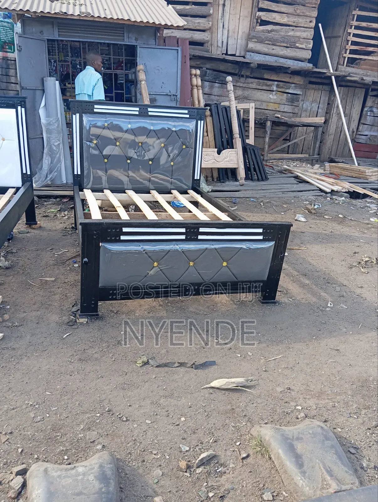 Good Qualified Furniture We Sales Any Emergency for House
