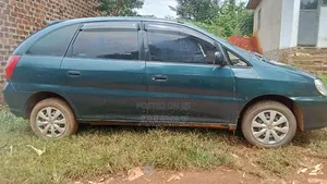 Toyota Nadia 1999 Green