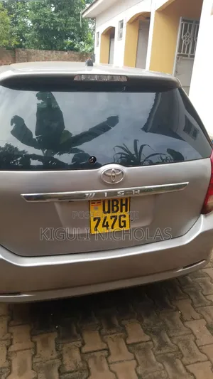 Toyota Wish 2006 Gray