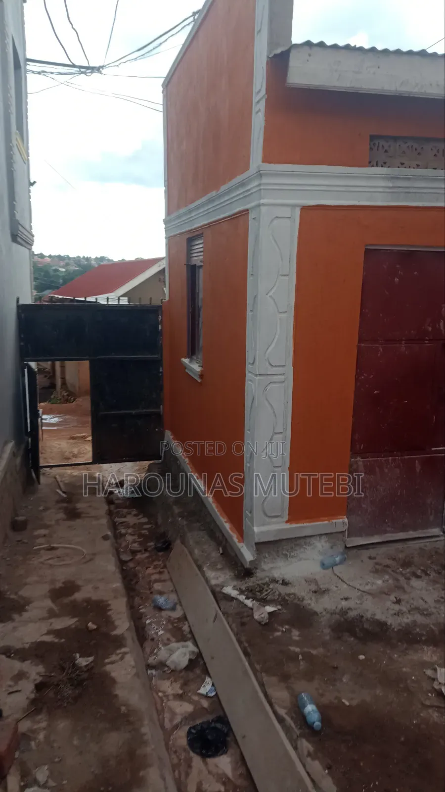 5bdrm House in Kabulengwa Nansana, Wakiso / Wakiso for sale