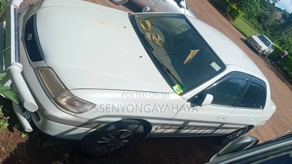 Toyota Premio 2001 White