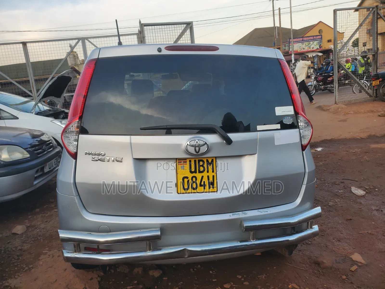 Toyota Passo Sette 2010 Silver