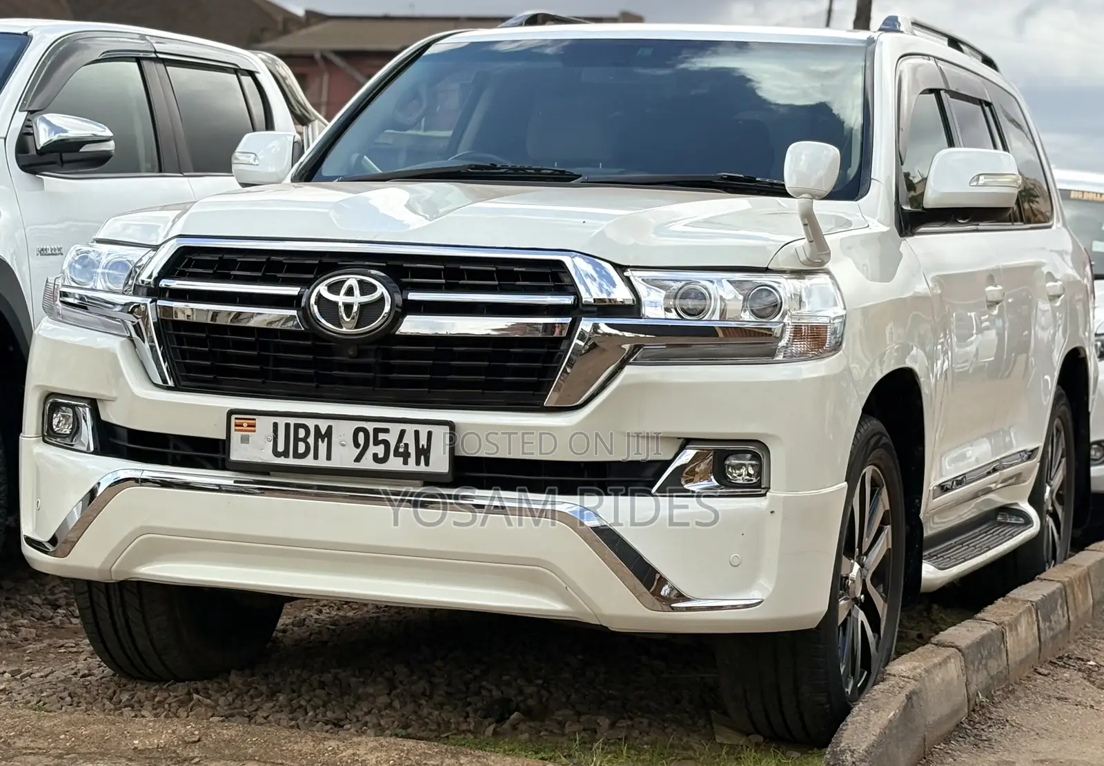 Toyota Land Cruiser 4.6 V8 ZX 2012 White