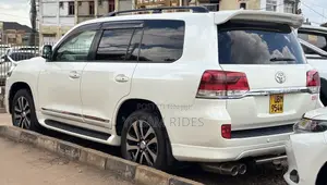 Toyota Land Cruiser 4.6 V8 ZX 2012 White
