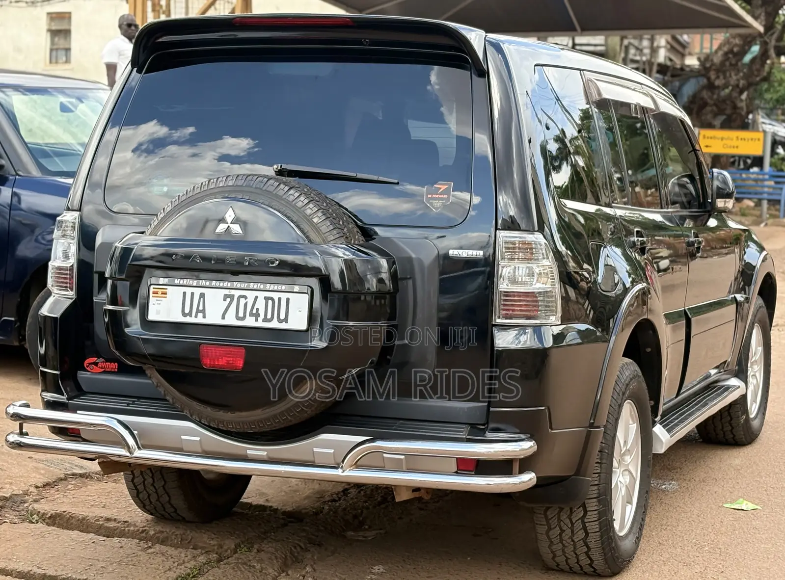 Mitsubishi Pajero 3.0 2011 Black