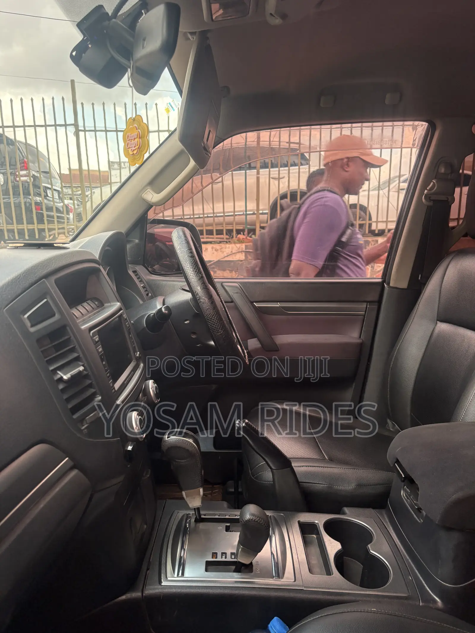 Mitsubishi Pajero 3.0 2011 Black