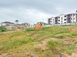 100by100ft Plot for Sale in Kira