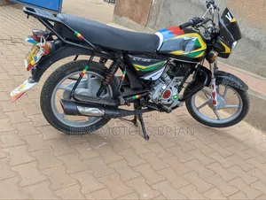 Bajaj Boxer 2022 Red