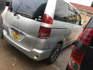 Toyota Noah 2006 Silver