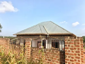 Furnished 4bdrm House in Kyampisi for sale