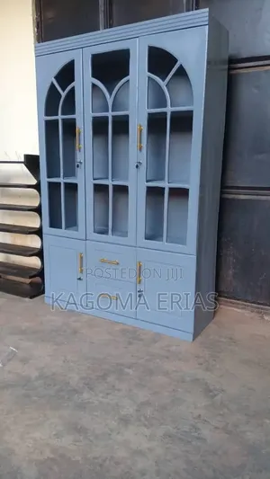 Mordern Furniture Cupboard