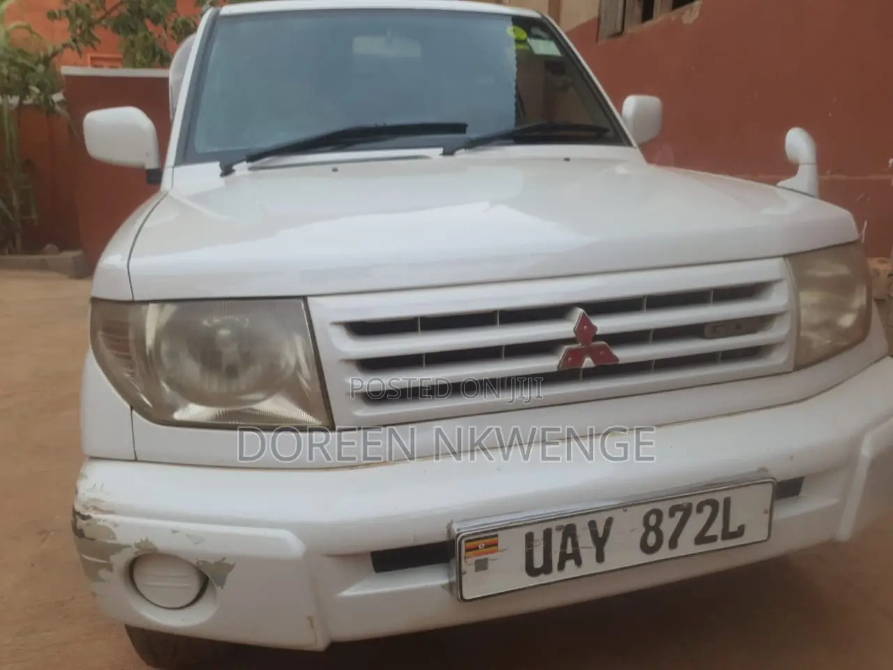 Mitsubishi Pajero IO 1999