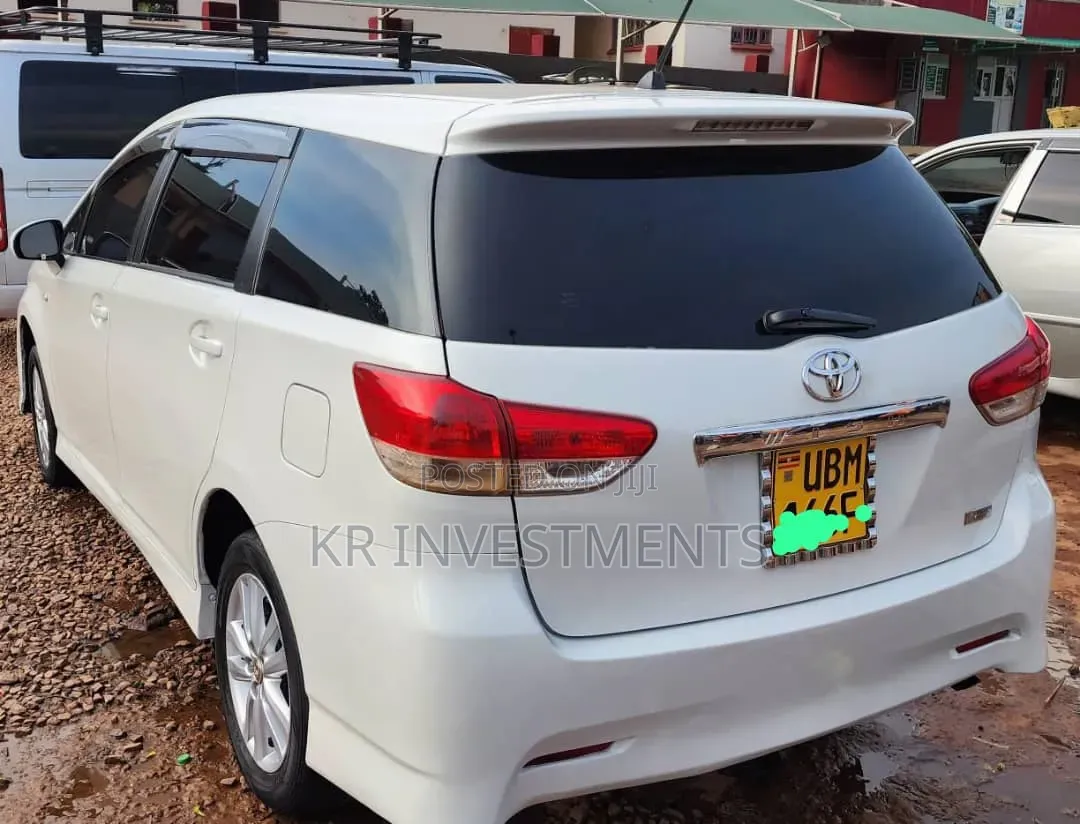 Toyota Wish 2010 White