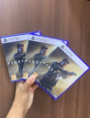 Oo7 First Light James Bond Video Game on Ps5. Brand New