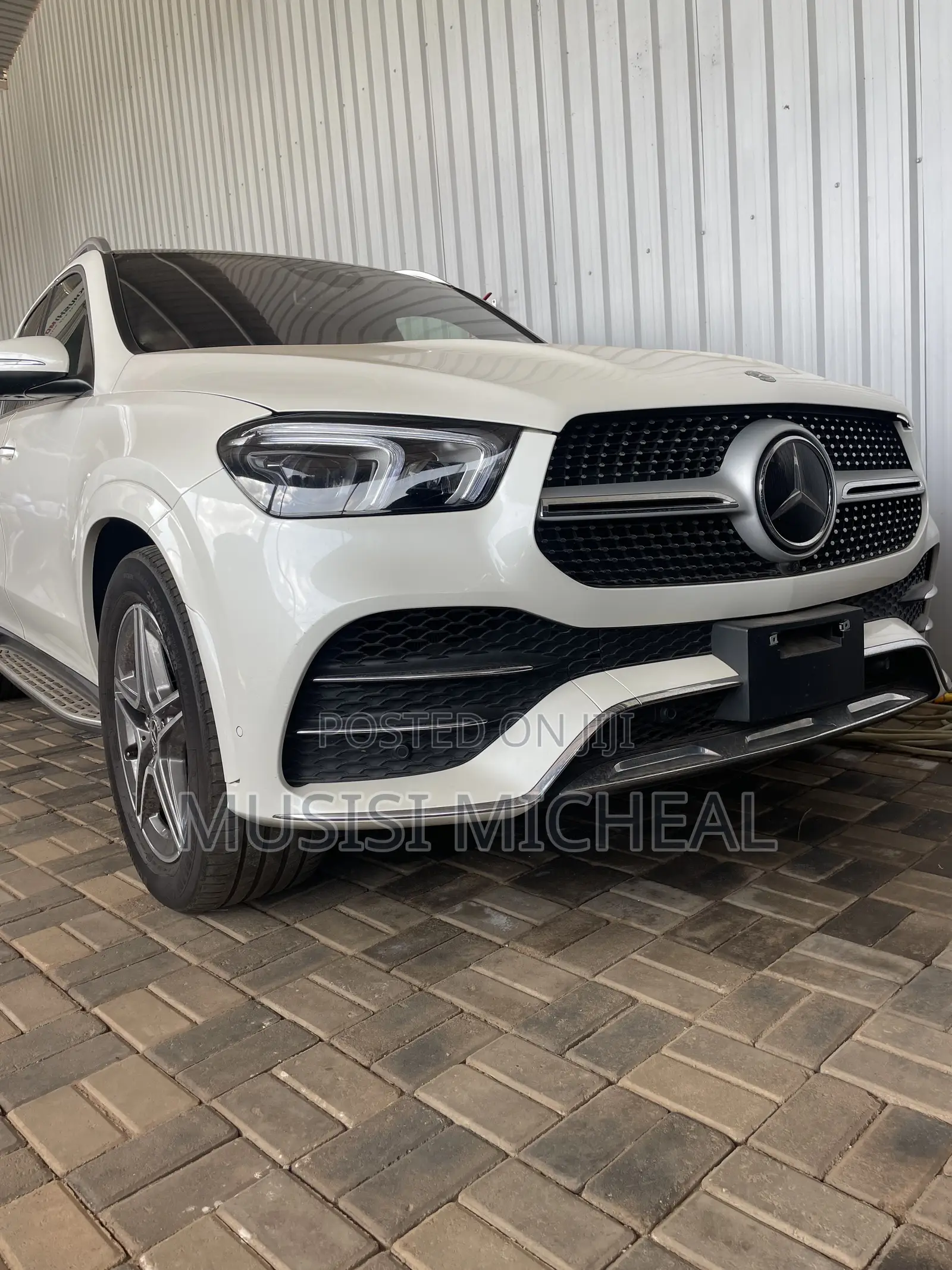 Mercedes-Benz GLE-Class GLE 400d 4MATIC 2020 White