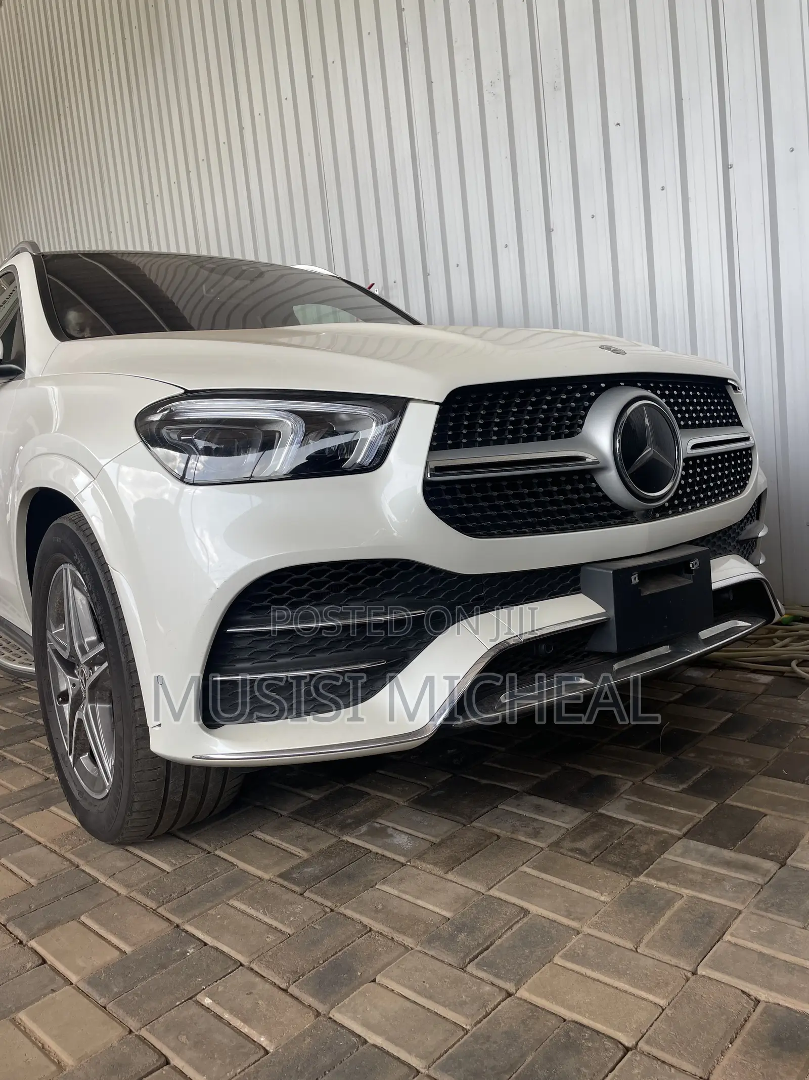 Mercedes-Benz GLE-Class GLE 400d 4MATIC 2020 White