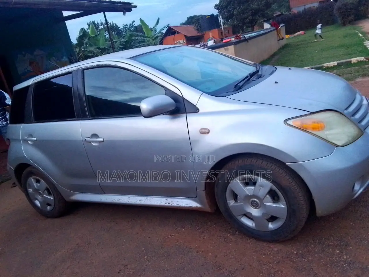 Toyota IST 2004 Silver