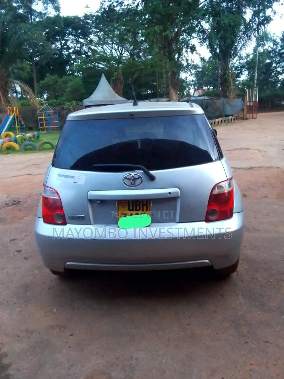 Toyota IST 2004 Silver