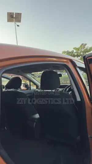 Subaru XV 2014 Orange
