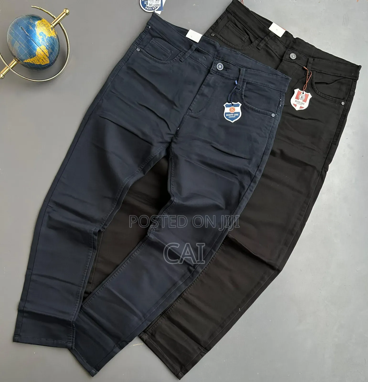 Stylish Men's Slim-Fit Denim Jeans