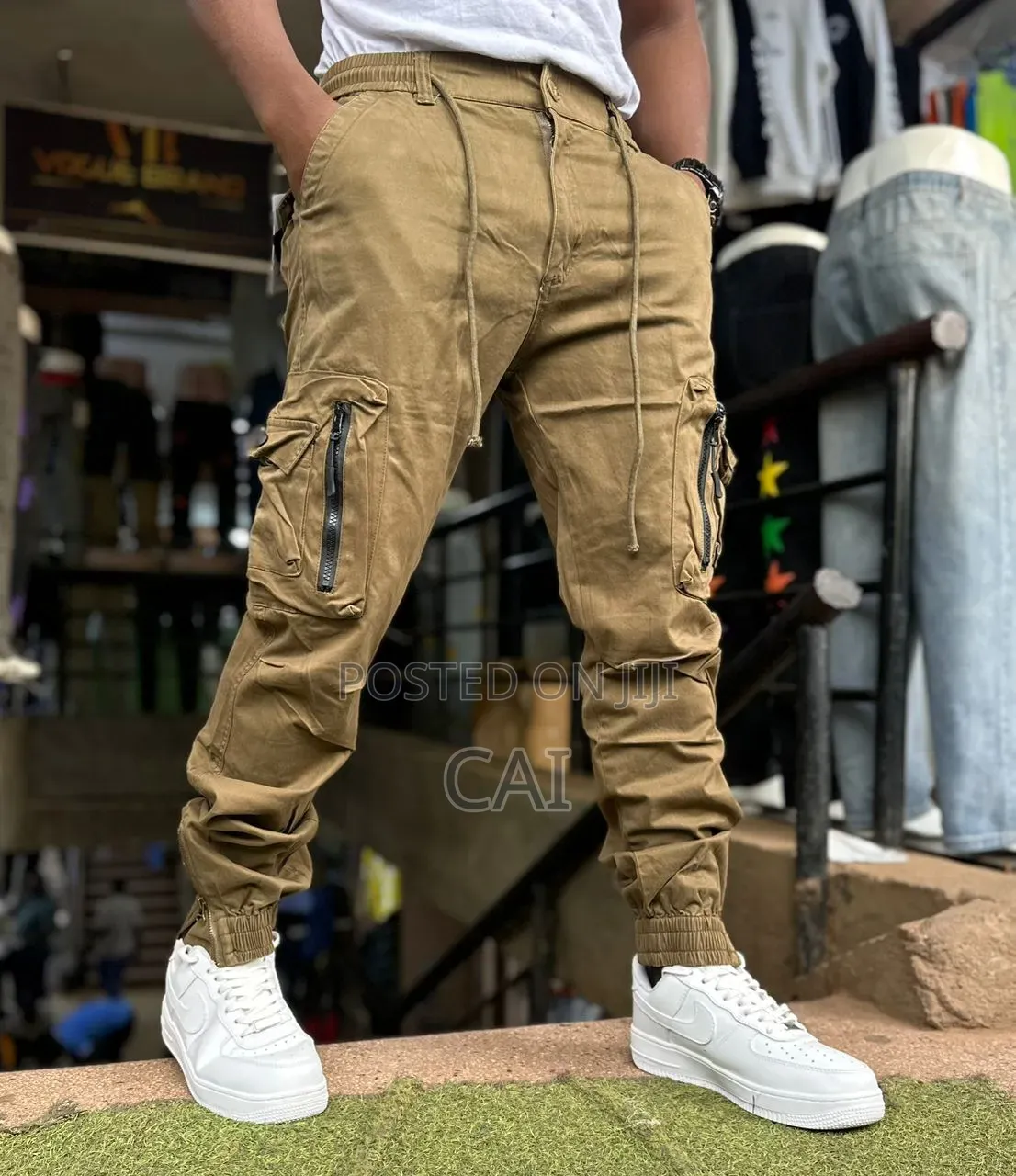 Men's Elastic-Waist Jogger Cargo Pants. Ankle Cuffs