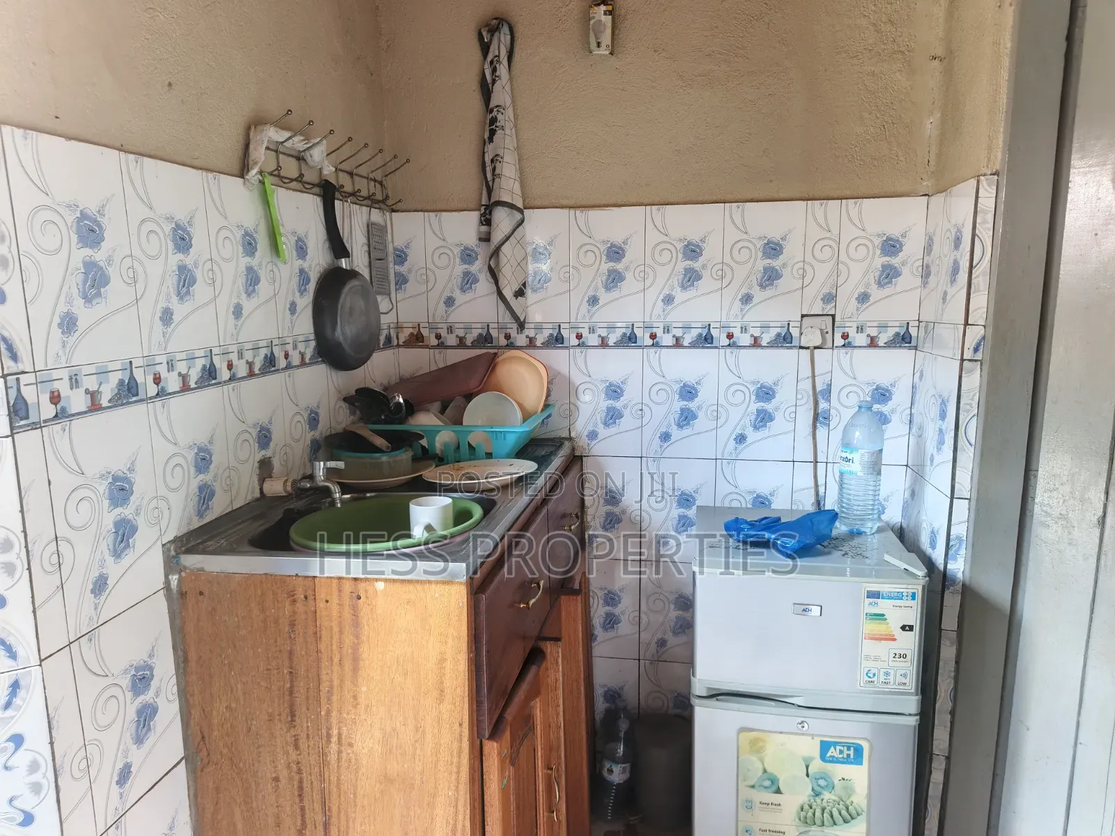 3bdrm House in Hess Properties, Kyenjojo for sale