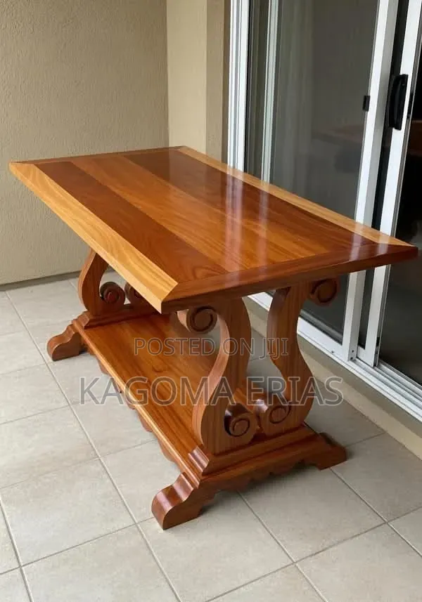 Mordern Wooden Centre Table