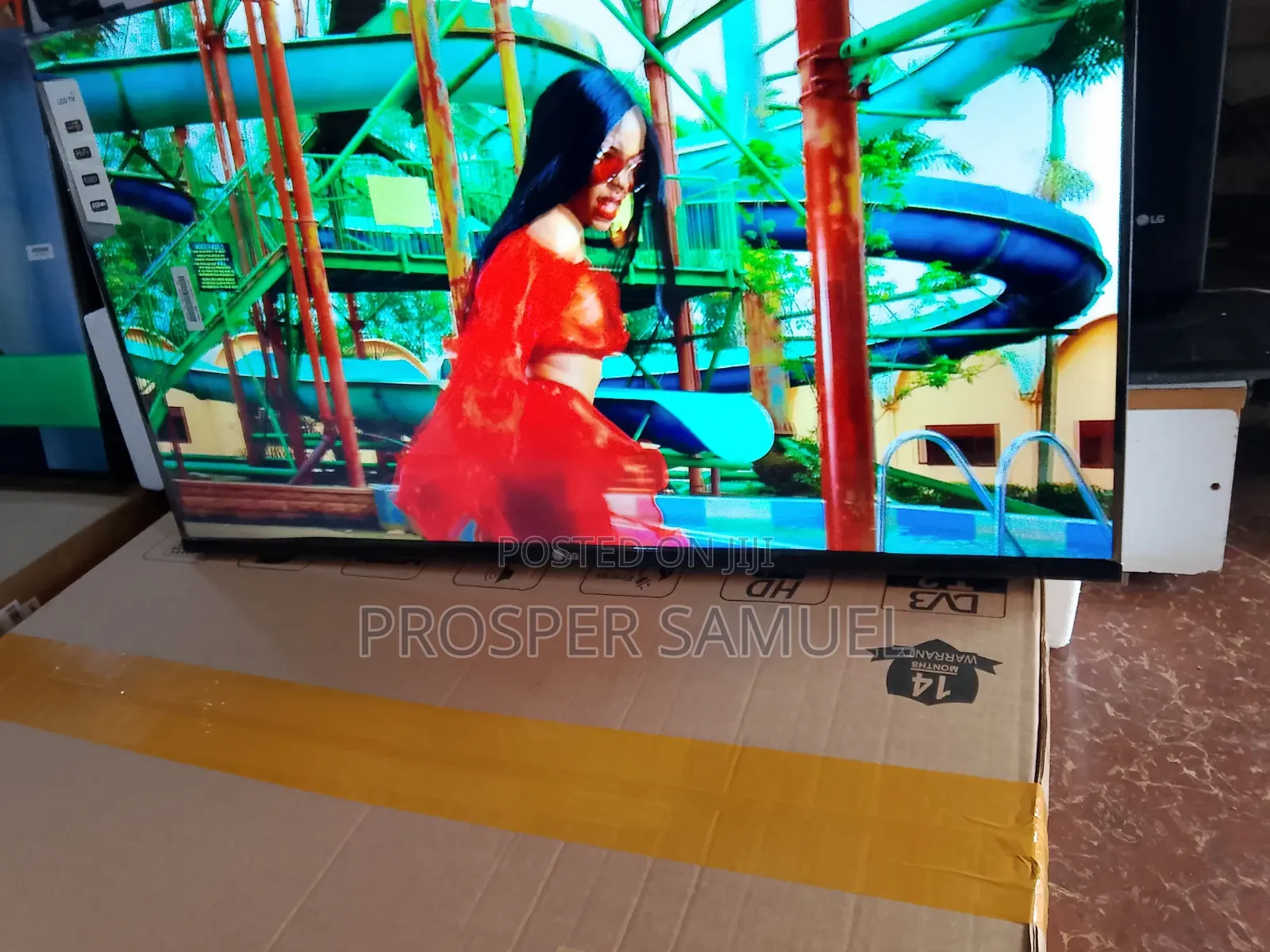 Brand New Lg 43 Inches Frameless Digital Flat Tv With Inbuilt Decoder