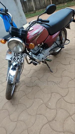 Bajaj Boxer 2023 Red