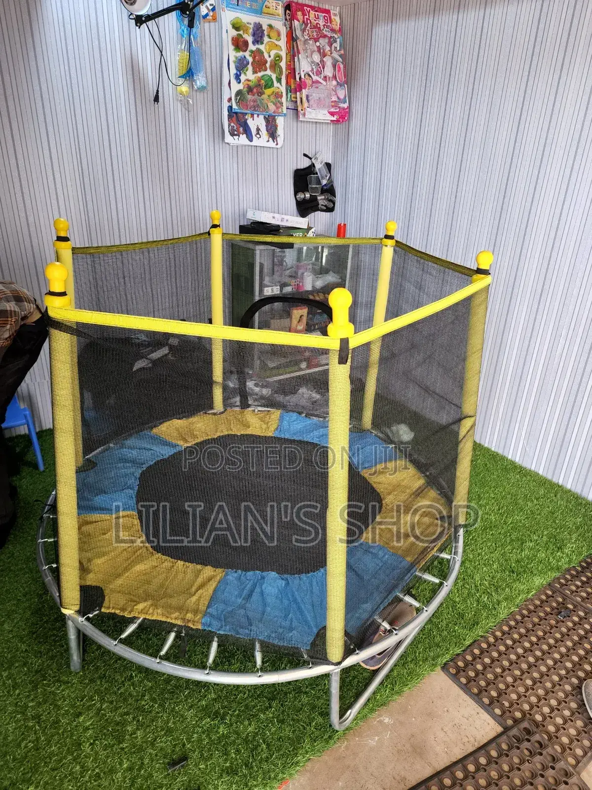 Kids' Indoor/Outdoor Portable Trampoline