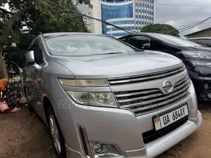 Nissan Elgrand 2012 Silver