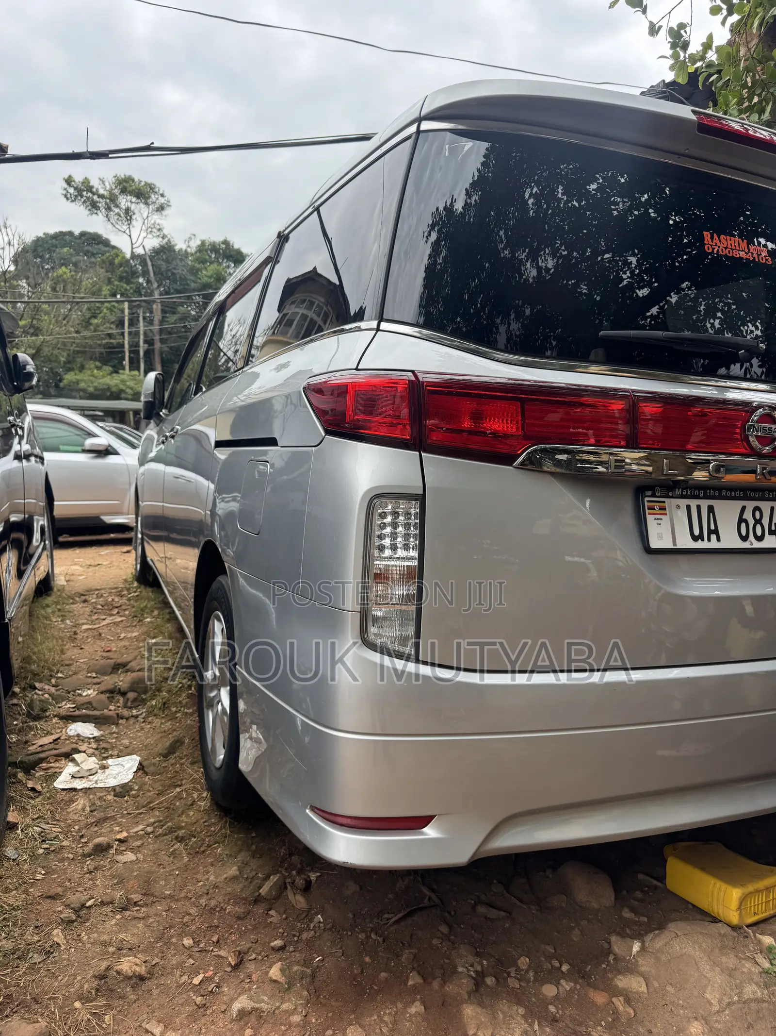Nissan Elgrand 2012 Silver