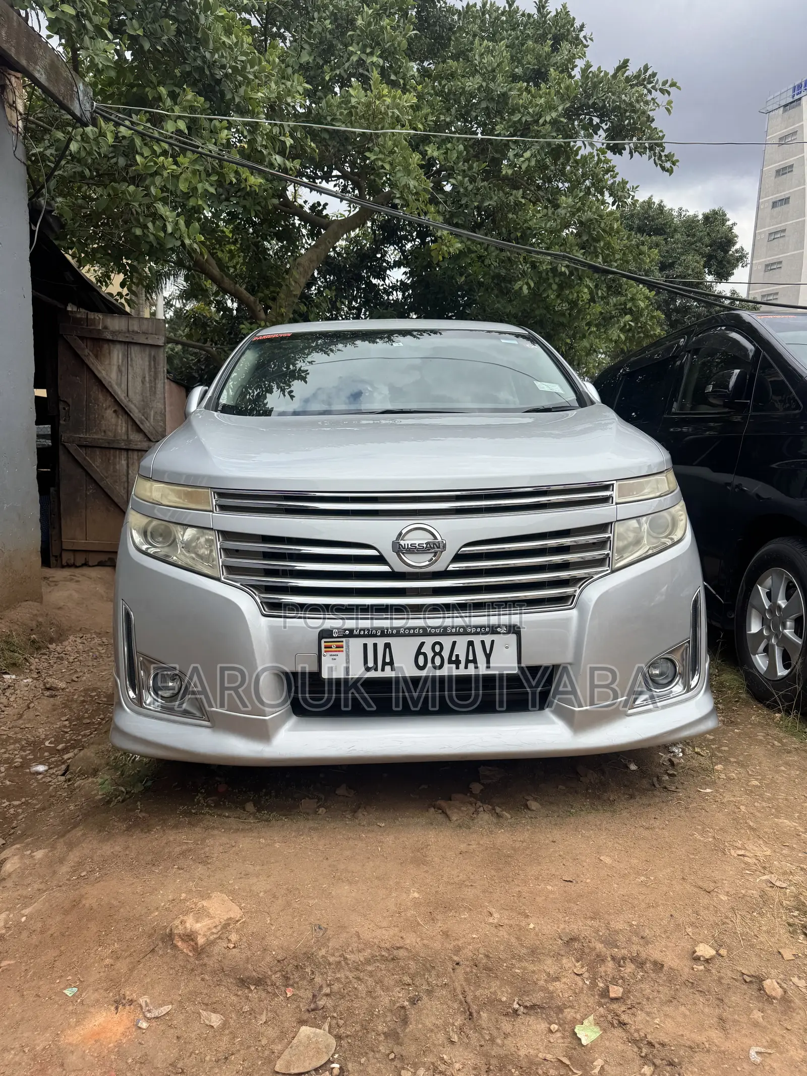 Nissan Elgrand 2012 Silver