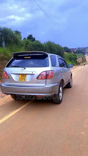 Toyota Harrier 1998 Silver