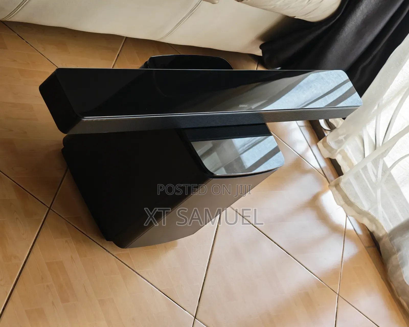 Bose Soundbar(Sound Touch 300),Ultra Premium Finish,10" Subwoofer