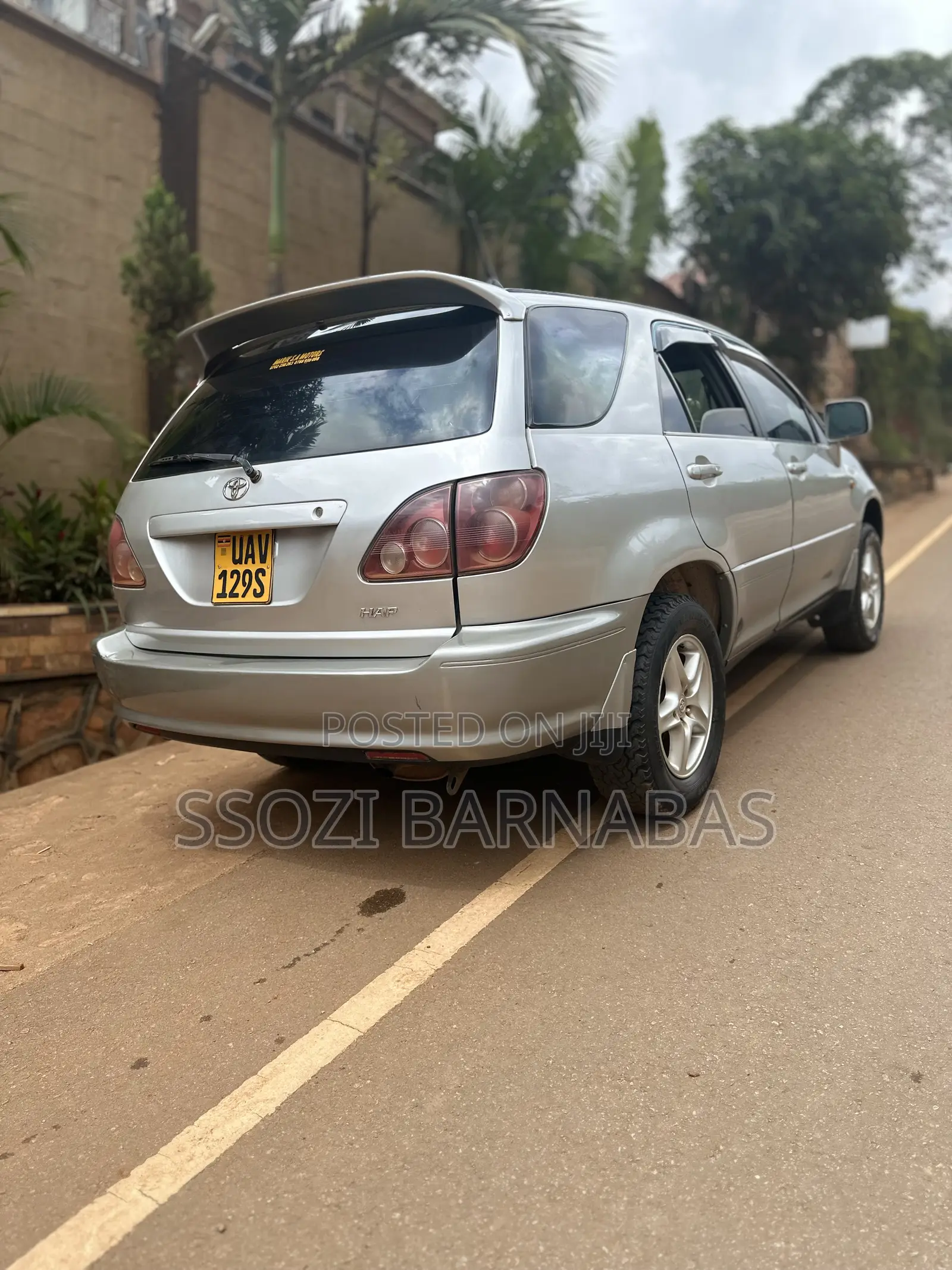 Toyota Harrier 1998 Silver