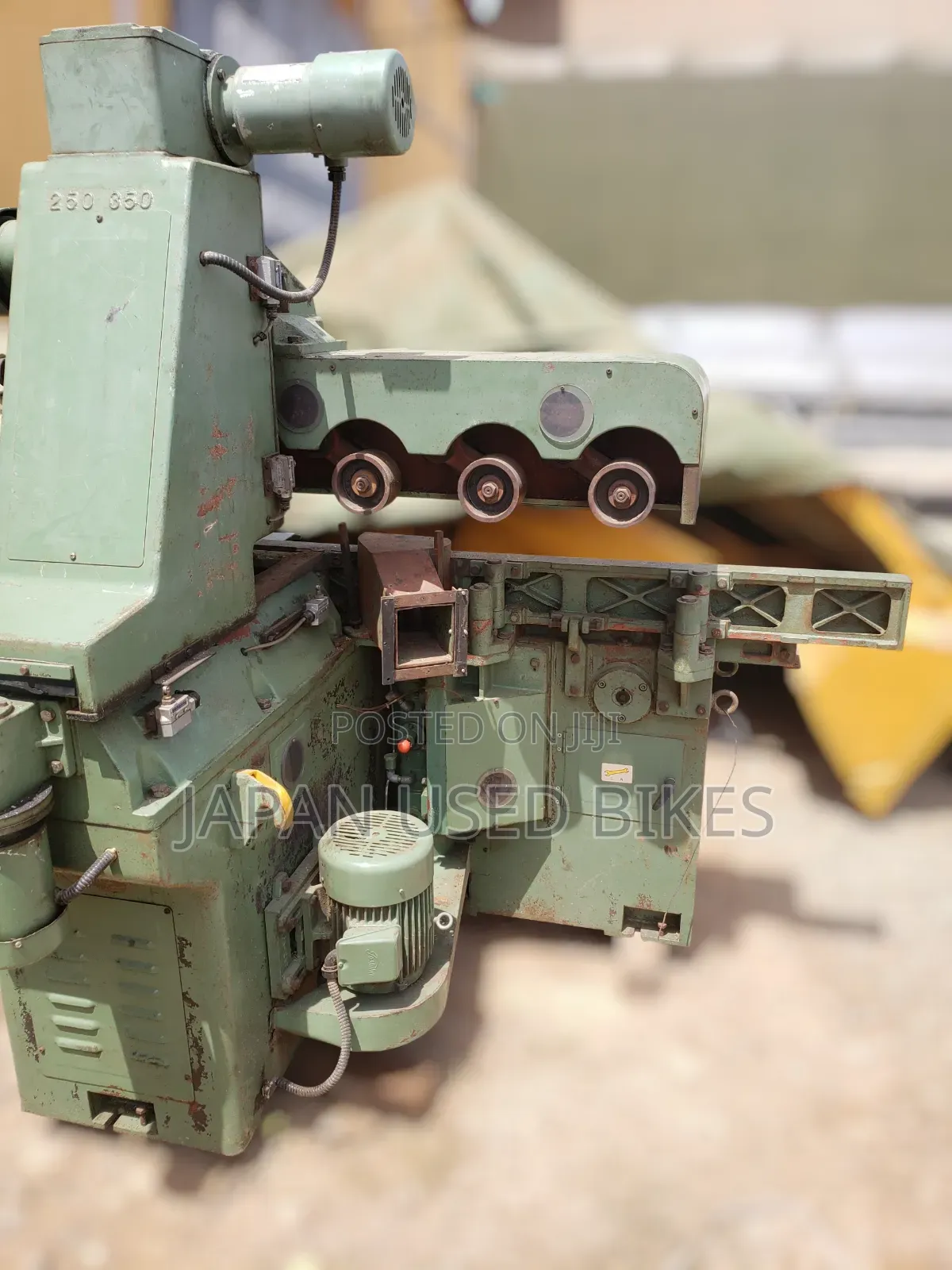 Kuwahara KPR-250dss Surface Planer and Jointer