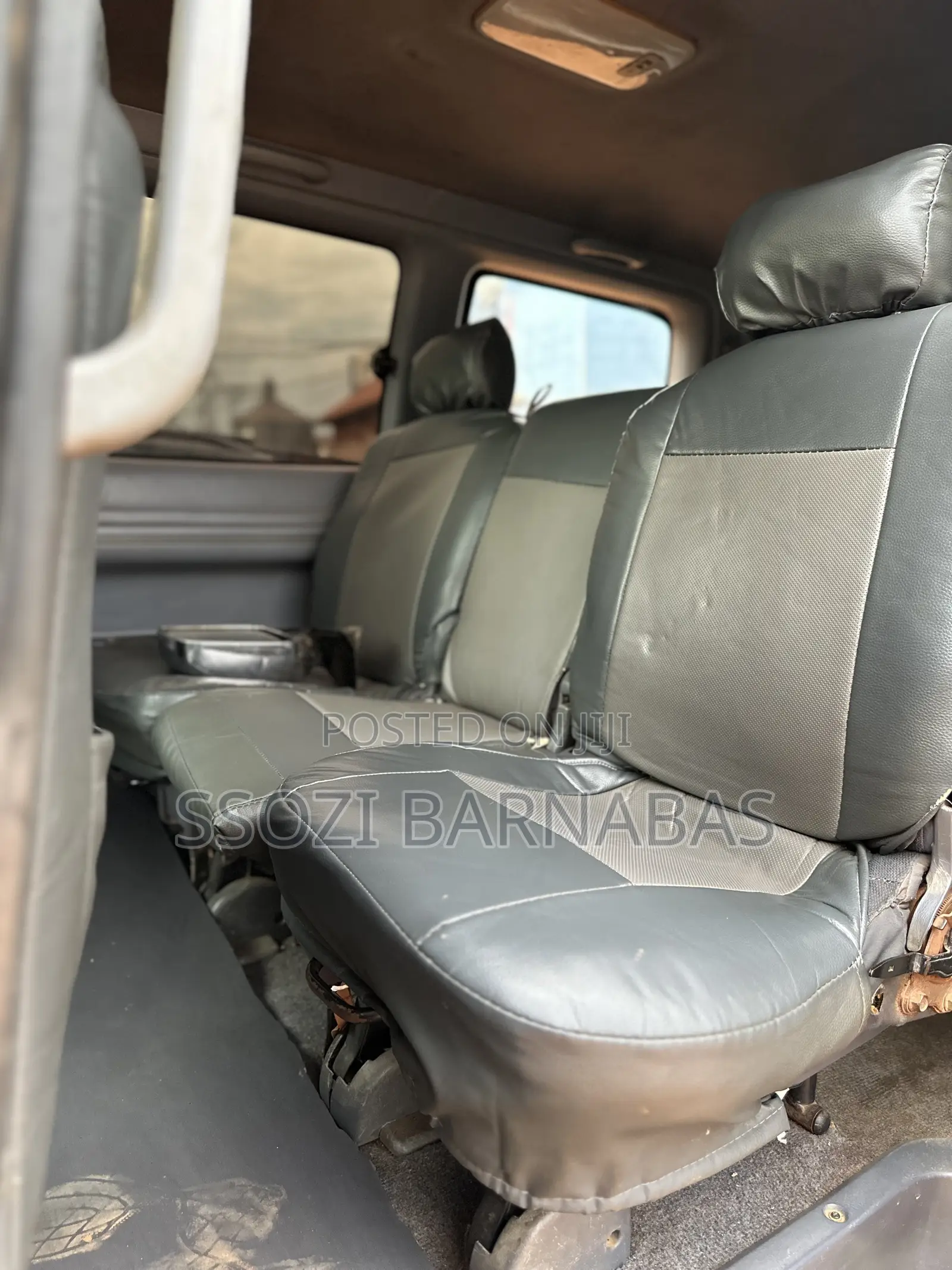 Toyota Noah 2002 Silver