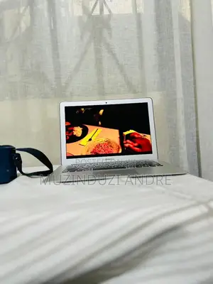 Laptop Apple MacBook 2014 8GB Intel Core i5 eMMC 256GB