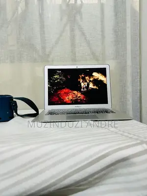 Laptop Apple MacBook 2014 8GB Intel Core i5 eMMC 256GB