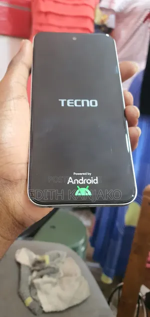 Tecno Spark 30C 128 GB White