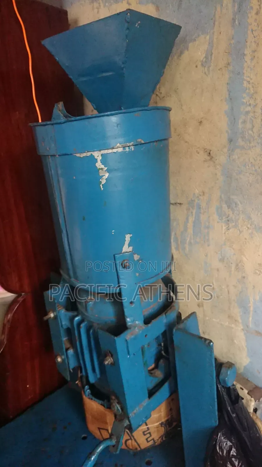 G.Nuts Grinding Machine
